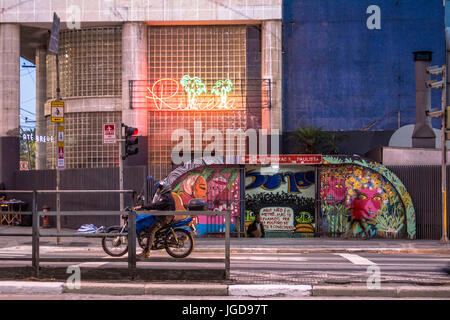 Eingang, Unterführung, 2016, Straße von Trost, Kapital, São Paulo, Brasilien. Stockfoto