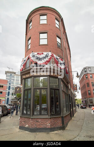 Glocke in der hand Tavern Pub Boston USA Stockfoto