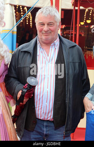 Roncalli Circus Premiere in Hamburg mit: Heinz Hoenig wo: Hamburg, Deutschland bei: Kredit-4. Juni 2017: Becher/WENN.com Stockfoto