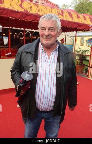 Roncalli Circus Premiere in Hamburg mit: Heinz Hoenig wo: Hamburg, Deutschland bei: Kredit-4. Juni 2017: Becher/WENN.com Stockfoto
