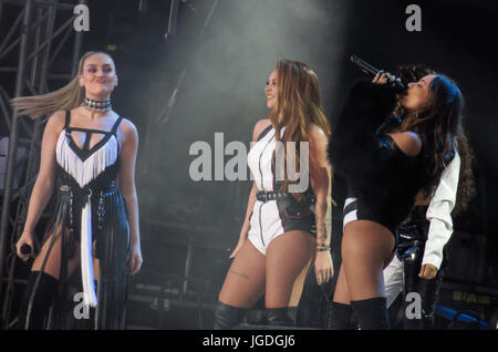 Eine Liebe Manchester Konzert - Darsteller Ariana Grande im Old Trafford Cricket Ground Mitmachen ein Konzert zugunsten der Opfer von Terror-Anschlag nach ihrem Manchester letzten Monat anzeigen.  Mitwirkende: Kleine Mix, Perrie Edwards, Jesy Nelson, Leigh Ann Pinnock, Jade Thirlwall wo: Manchester, Vereinigtes Königreich bei: 4. Juni 2017 Credit: WENN.com Stockfoto