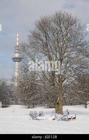 Entfernte Anmeldung Turm Mannheim, Fernmeldeturm Mannheim Stockfoto