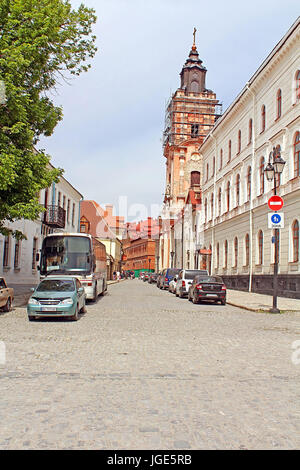 KAMENEZ-PODOLSK, UKRAINE-20. Mai 2017: Dominic Kloster auf Dominikanska Straße in Kamenez-Podolsk, Ukraine Stockfoto