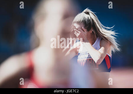 Eilish McColgan hält ihren Kopf nach dem nächsten auf 2. Juli 2017 zweiter in TheBritish Leichtathletik Meisterschaften & World Trials in Birmingham, Vereinigtes Königreich Stockfoto