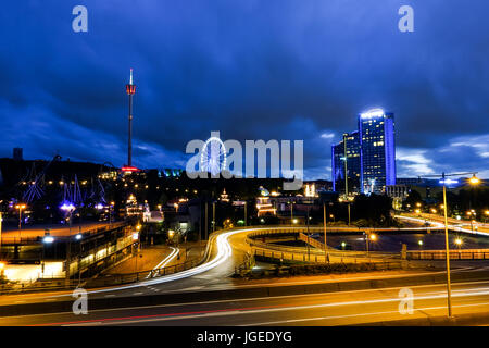 Göteborg mit Lisebergs Vergnügungspark und Gothia towers Stockfoto