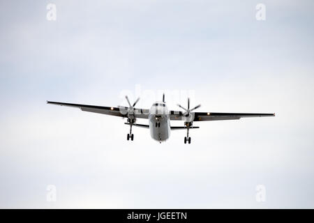 Luft Island Fokker F50 über Reykjavik Stockfoto