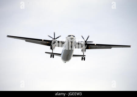 Luft Island Fokker F50 über Reykjavik Stockfoto