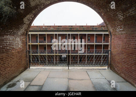 Alten Bürgerkrieg Ära Seeküste Fort unter der Golden Gate Bridge in San Francisco Stockfoto