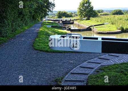 an der Spitze der Caen Hill Flug auf der Kennet und Avon Kanal Stockfoto