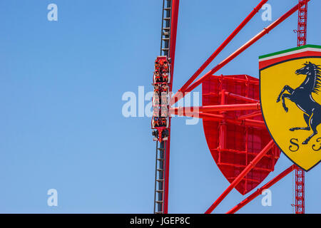 Europas neueste Themenpark Ferrari Land, nur eine Stunde und eine Hälfte entlang der sonnigen Strand gesäumte Küste von Barcelona und Teil von PortAventura. Stockfoto