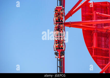 Europas neueste Themenpark Ferrari Land, nur eine Stunde und eine Hälfte entlang der sonnigen Strand gesäumte Küste von Barcelona und Teil von PortAventura. Stockfoto