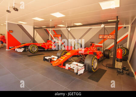 Europas neueste Themenpark Ferrari Land, nur eine Stunde und eine Hälfte entlang der sonnigen Strand gesäumte Küste von Barcelona und Teil von PortAventura. Stockfoto