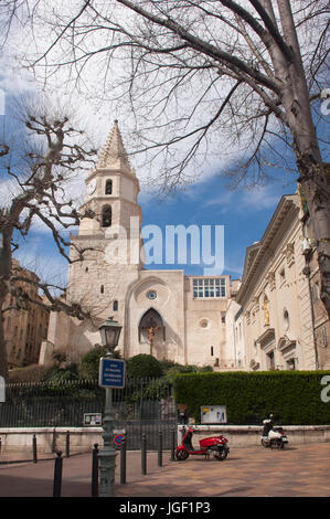 Der Kirche Notre-Dame des Accoules Marseille, Französisch Rivière, Stockfoto