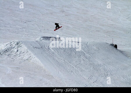 Snowboarder, Mount Hutt Skigebiet Mitte Canterbury, Südinsel, Neuseeland Stockfoto