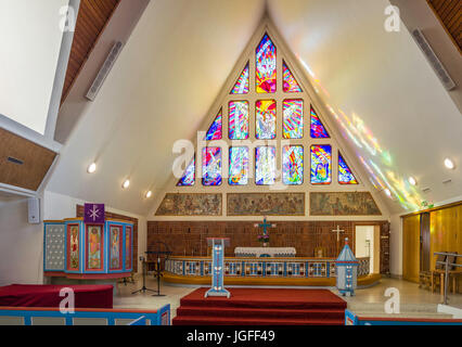 Hammerfest Kirche (1961) ist die Pfarrkirche für Hammerfest Gemeinde in Finnmark County, Norwegen Stockfoto