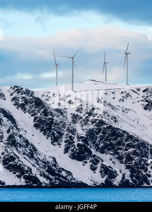 Windkraftanlagen auf Insel Havøya in der Finnmark Grafschaft, Nord-Norwegen. Stockfoto