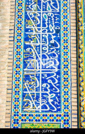 Detail des blauen Fliesen Mosaik, Usbekistan Stockfoto