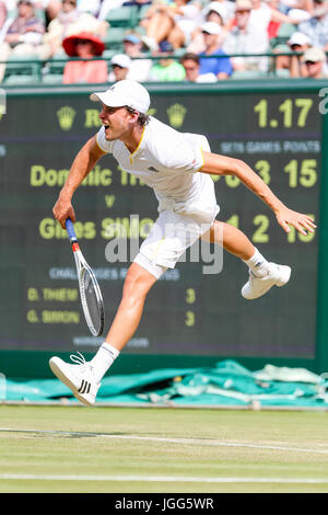 London, UK. 6. Juli 2017. Dominic Thiem (AUT) Tennis: Dominic Thiem Österreichs in den Männern Singles zweiten Vorrundenspiel der Wimbledon Lawn Tennis Championships gegen Gilles Simon Frankreichs bei den All England Lawn Tennis and Croquet Club in London, England. Bildnachweis: AFLO/Alamy Live-Nachrichten Stockfoto