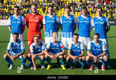 Vilnius, Litauen. 6. Juli 2017. Spieler von St. Johnstone stellen für Gruppenfoto vor der UEFA Europa League ersten Qualifikationsspiel zweiten Bein zwischen FK Trakai und St. Johnstone in Vilnius, Litauen, am 6. Juli 2017. FK-Trakai gewann 1: 0. Bildnachweis: Alfredas Pliadis/Xinhua/Alamy Live-Nachrichten Stockfoto