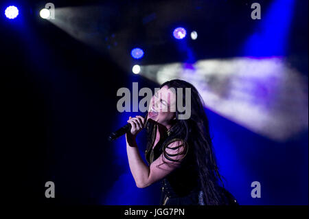 Hradec Kralove, Tschechische Republik. 6. Juli 2017. Sänger der amerikanischen Musikband Evanescence Amy Lee führt während des Musikfestivals Rock für Menschen in Hradec Kralove, Tschechische Republik, am 6. Juli 2017. Bildnachweis: David Tanecek/CTK Foto/Alamy Live-Nachrichten Stockfoto