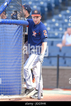 Kansas City, Missouri, USA. 7. Juni 2017. Alex Bregman (Astros) MLB: Alex Bregman der Houston Astros vor der Major League Baseball Game gegen die Kansas City Royals im Kauffman Stadium in Kansas City, Missouri, Vereinigte Staaten. Bildnachweis: AFLO/Alamy Live-Nachrichten Stockfoto