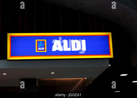 Aldi-Supermarkt in Cranbourne East Melbourne Victoria Australien Stockfoto