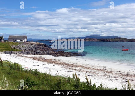 Martyr's Bay auf Iona mit Blick auf die Insel Mull, Innere Hebriden, Schottland Stockfoto