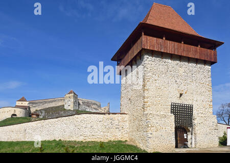 Eingang der mittelalterlichen Festung, Zitadelle, in Rosenau, Brasov, Siebenbürgen, Rumänien Stockfoto