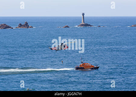 Air Sea Rescue Demonstration; Land's End, Cornwall, UK Stockfoto