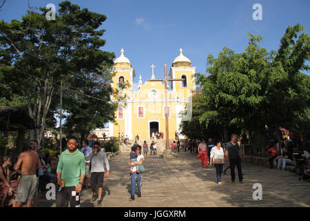 Kirche Sao Thome, Square Baron Alfenas, 2016, Center, City, São Tomé Das Letras, Minas Gerais, Brasilien. Stockfoto