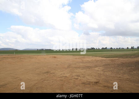 Ausrüstung-Bewässerung, Erde, Autobahn Agnésio Carvalho de Souza, MG-335, 2016, Minas Gerais, Brasilien. Stockfoto