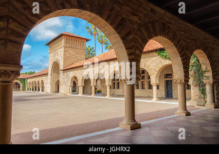 Die Architekturen des Campus der Stanford Universität in Palo Alto, Kalifornien, USA Stockfoto