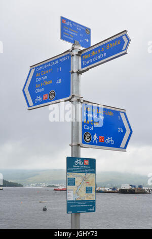 National Cycle Network Route 78 Caledonia Art Wegweiser in Fort William, Schottland, Großbritannien Stockfoto