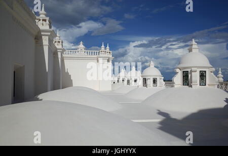 Der Blick vom Dach der Kathedrale von Leon in Nicaragua, die größte Kathedrale in Zentralamerika Stockfoto