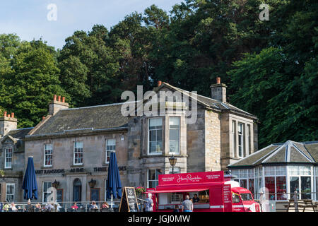 Queensferry, Scotland, Uk - 15. August 2016: Harry Ramsden Restaurant in South Queensferry Stockfoto