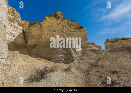 Niobrara Chalk Formations at Monument Rocks, aka Chalk Pyramids, das erste National Natural Landmark in den Vereinigten Staaten, Kansas Stockfoto