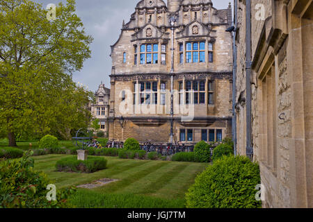 Hochschulen, Universitäten, Museen, Bibliotheken, Stadt, Türme, Kirchen, Architektur, Sitz des Lernens, Oxford, Oxfordshire, Vereinigtes Königreich, England, Großbritannien Stockfoto