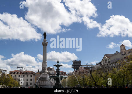 Rossio-Platz befindet sich im Herzen der Innenstadt Pombaline in Lissabon (Portugal) Stockfoto