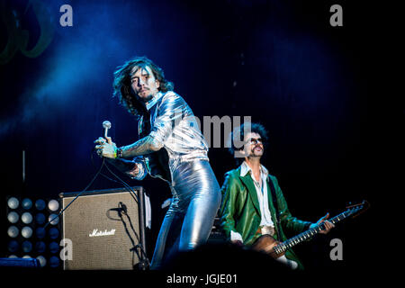 Legnano, Italien. 6. Juli 2017. Justin Hawkins von der englischen Glam-Rock-Band The Darkness Höchstleistungen live Rugby Sound Festival 2017 in Legnano Mailand Italien Credit: Roberto Finizio/Pacific Press/Alamy Live News Stockfoto