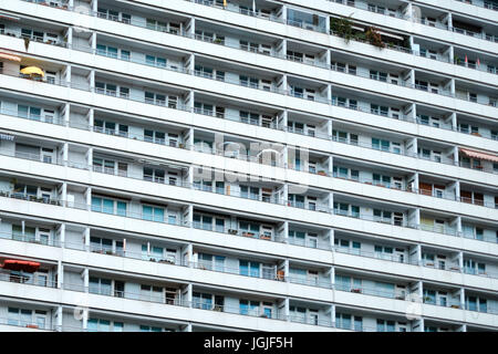 Wohnung Gebäude-Fassade - Wohngebäude Komplex außen Stockfoto