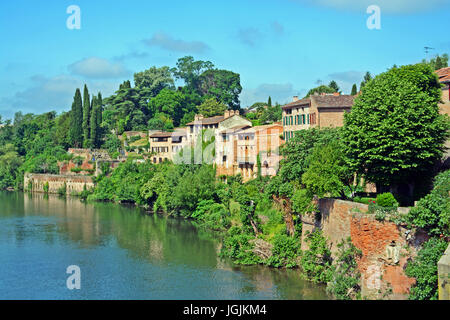 Der Fluss Tarn, Albi, Occitanie, Frankreich Stockfoto