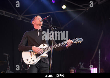 Glasgow, Vereinigtes Königreich. 7. Juli 2017. Louis Berry führt auf der Bühne der King Tut TRNSMT Festival 2017, Glasgow Green, Glasgow 07.07.2017 Credit: Gary Mather/Alamy Live News Stockfoto