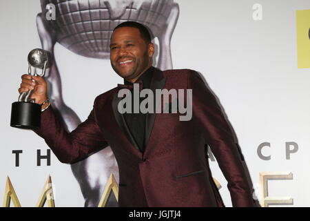 Pasadena, CA, USA. 5. Februar 2016. LOS ANGELES - 5 FEB: Anthony Anderson in der 47. NAACP Image Awards Presseraum auf das Pasadena Civic Auditorium am 5. Februar 2016 in Pasadena, CA Credit: Kay Blake/ZUMA Draht/Alamy Live-Nachrichten Stockfoto