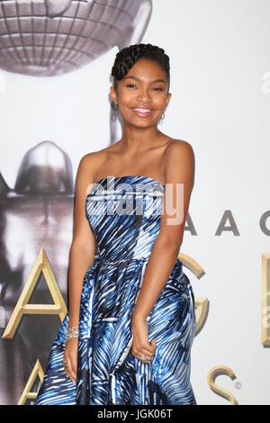 Pasadena, CA, USA. 5. Februar 2016. LOS ANGELES - 5 FEB: Yara Shahidi im 47. NAACP Image Awards Presse Zimmer an das Pasadena Civic Auditorium am 5. Februar 2016 in Pasadena, CA Credit: Kay Blake/ZUMA Draht/Alamy Live-Nachrichten Stockfoto