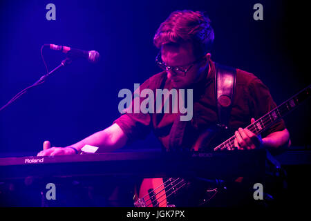 Britische Band, öffentlich-rechtlichen Rundfunk, live im Majestic Hotel Beach bei MIDEM Featuring durchführen: Public Service Broadcasting, Wrigglesworth wo: Cannes, Frankreich bei: Kredit-6. Juni 2017: Pat Denton/WENN.com Stockfoto