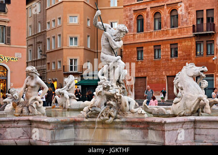 Fontana del Nettuno (Brunnen von Neptun), Piazza Navona, Rom, Italien Stockfoto