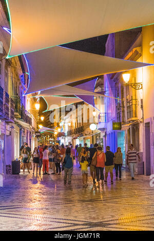 Europa, Portugal, Algarve, Faro, Fußgängerzone, City, in der Nacht Stockfoto