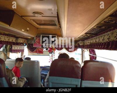 Battambang nach Phnom Penh Bus reisen Pursat Provinz, Kambodscha Stockfoto