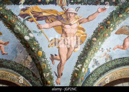 Quecksilber, Loggia von Amor auf Psyche, Fresko von Giulio Romano, Villa Farnesina, Rom, Italien Stockfoto