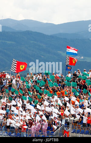 Spielberg, Österreich. 9. Juli 2017. Motorsport: FIA Formel 1 Weltmeisterschaft 2017, Grand Prix von Österreich fans 09.07.2017. | Nutzung weltweit Credit: Dpa/Alamy Live-Nachrichten Stockfoto